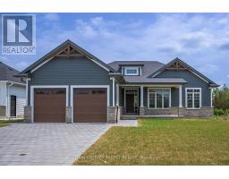 7 SPRUCE CRESCENT - 2