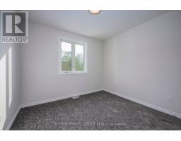 7 SPRUCE CRESCENT - 23