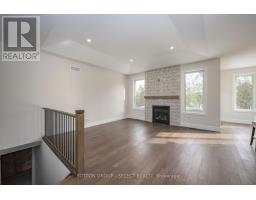 7 SPRUCE CRESCENT - 6