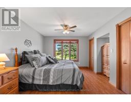 72471 LONDON ROAD - 21