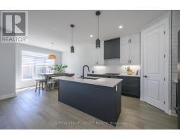 77 - 383 DAVENTRY WAY - 11