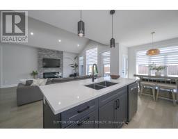77 - 383 DAVENTRY WAY - 17