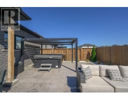 77 - 383 DAVENTRY WAY - 46