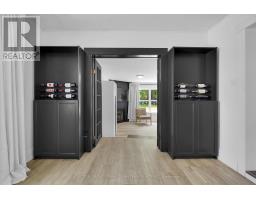 83 JOHN STREET W - 33