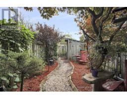 17 BLACKACRES BOULEVARD - 4