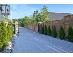 185 COMMISSIONERS ROAD E - 33