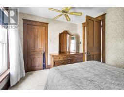 50 HURON STREET W - 21