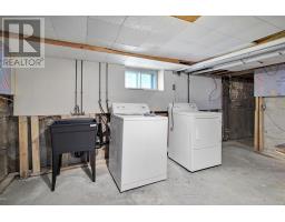 50 HURON STREET W - 29