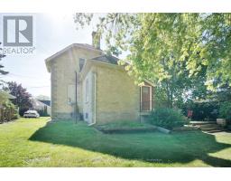 50 HURON STREET W - 40