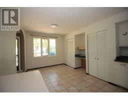 136 LACEY CRESCENT - 12