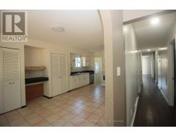 136 LACEY CRESCENT - 15