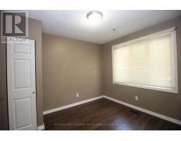136 LACEY CRESCENT - 16