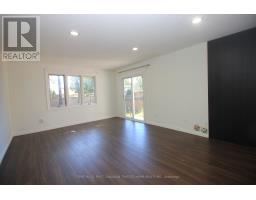 136 LACEY CRESCENT - 24