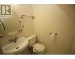 136 LACEY CRESCENT - 36