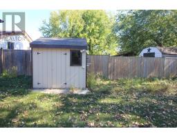 136 LACEY CRESCENT - 40