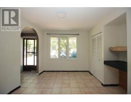 136 LACEY CRESCENT - 8