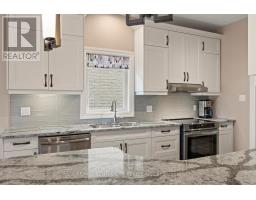 24-2081 WALLINGFORD AVENUE - 16