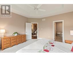 24-2081 WALLINGFORD AVENUE - 21