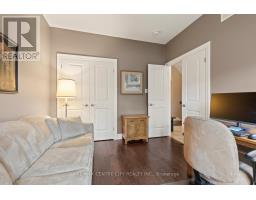 24-2081 WALLINGFORD AVENUE - 6