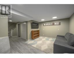 237 CASTLEGROVE BOULEVARD - 25