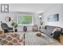 61 LARKSPUR CRESCENT - 3