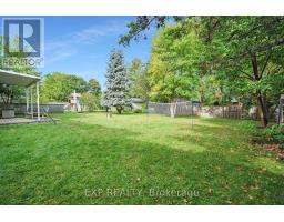 61 LARKSPUR CRESCENT - 30