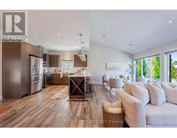 2224 YELLOWBIRCH PLACE - 16
