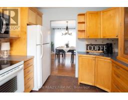 667 DEVONSHIRE AVENUE - 12