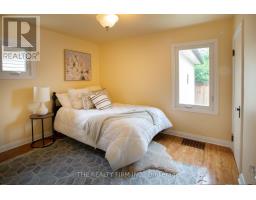 667 DEVONSHIRE AVENUE - 15