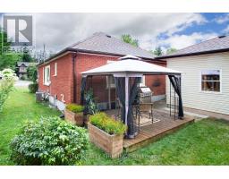 667 DEVONSHIRE AVENUE - 32