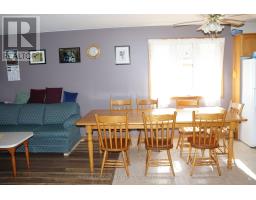 89 MYRTLE STREET N - 4