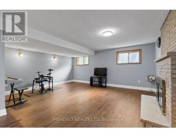 324 CONWAY DRIVE - 17