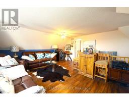 59 WILKINS CRESCENT - 23