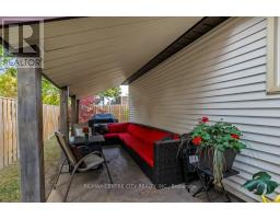 2 ALDERSBROOK CRESCENT - 5