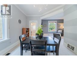 11 BRISCOE STREET E - 17