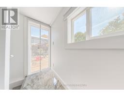 11 BRISCOE STREET E - 29