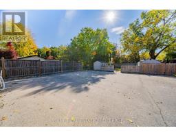 11 BRISCOE STREET E - 43
