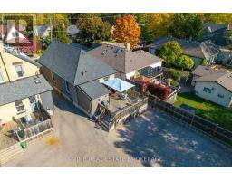 11 BRISCOE STREET E - 47