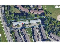 5 - 648 DOON VILLAGE ROAD - 12