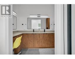 768 FRANKLINWAY CRESCENT - 24