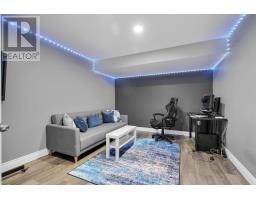 768 FRANKLINWAY CRESCENT - 34