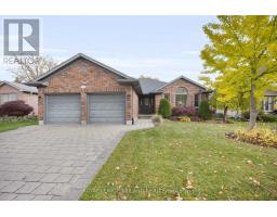 471 AMBLESIDE DRIVE - 1
