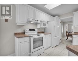 471 AMBLESIDE DRIVE - 12