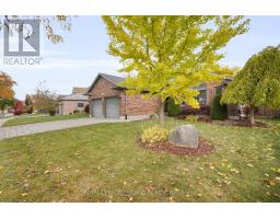 471 AMBLESIDE DRIVE - 2