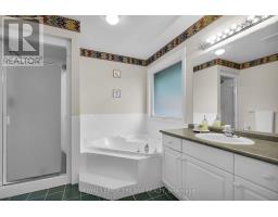 471 AMBLESIDE DRIVE - 22