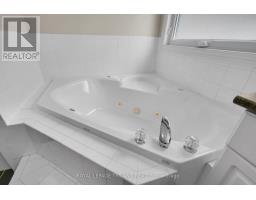 471 AMBLESIDE DRIVE - 23