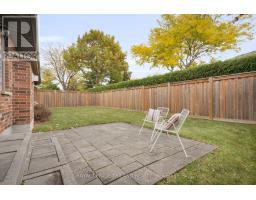 471 AMBLESIDE DRIVE - 29