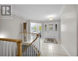 471 AMBLESIDE DRIVE - 3