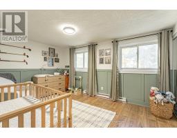 154 - 166 SOUTHDALE ROAD W - 13