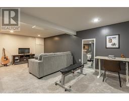 154 - 166 SOUTHDALE ROAD W - 17